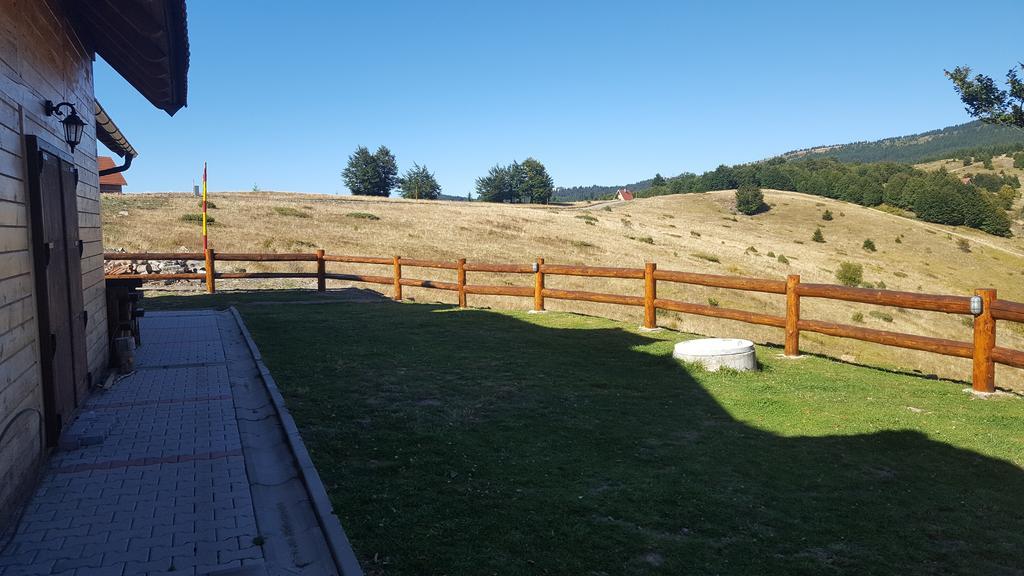 Holiday Home Floris Kopaonik Luaran gambar