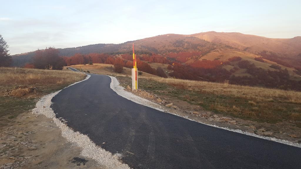 Holiday Home Floris Kopaonik Luaran gambar